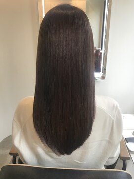 アールサロン アオヤマ(Rr SALON AOYAMA) プラチナミネコラ