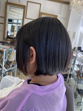 コワファースト 大分(COIFF1RST) ショートボブ