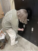 キルム(Qilm)&nbsp;ホワイトグレージュカラー◆hatsumi.