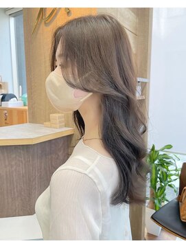 ビューエヒメ(VIEW EHIME) 韓国×顔まわりカット×レイヤーカット×グレージュ