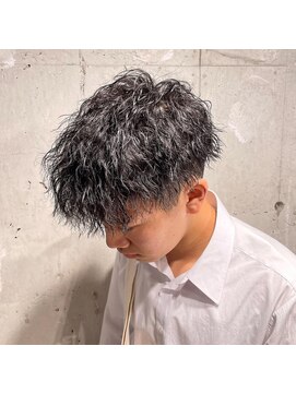 スリー 横浜(THREE) 【GEN】指名限定　ツイスパ/ツイストスパイラル/メンズカット
