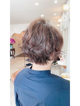 ヘアーアンドメイク リン(Hair&Make Rin) 20代30代40代50代大人可愛いデザインパーマ