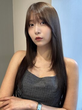 トリッカ シブヤ(TRICCA SHIBUYA) ロングヘアレイヤーカット顔まわりカット前髪20代30代渋谷