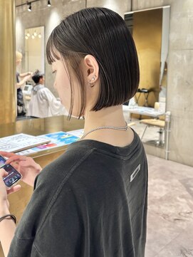 ヨーク(yoke) 【yoke×mina】顎ラインボブ/インナーカラー