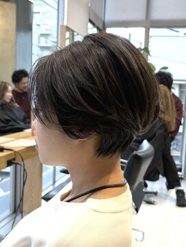 エリマ 調布(elima) 調布白髪染めショートカットタッセルボブミルクティーベージュ