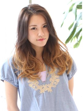 マイロ(mailo) 【mailo】セクシー&ラフなグラデーションカラースタイル