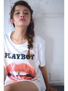 ミラバイグリーン(Mira by green) arrange×Loose×girly