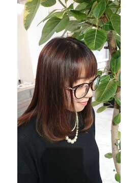 ルピナス(Lupinas) ふんわりストレート