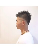 クリリ(KURIRI)&nbsp;刈り上げツーブロック