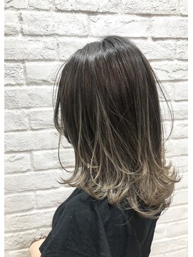 ループ(LOOP) オンブレバレイヤージュハイライト