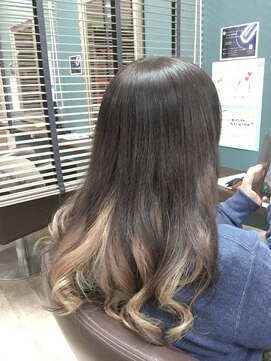 ヘアースタジオココルッチ(hair studio CoCo-Rucchi) インナーカラー