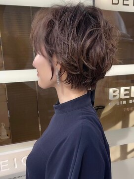 ビュー フクオカ(VIEW FUKUOKA) パーマで似合わせカットアースカラーのショートボブ