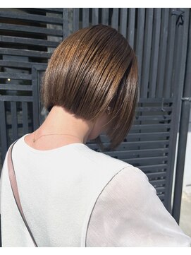 ミルバイアンフィニー(MIL by INFINI) 縮毛矯正×ぱつっとショートボブ