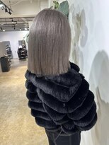 メリー オオサカ(Merly Osaka)&nbsp;透明感たっぷりなハイトーングレーカラー_clear gray_