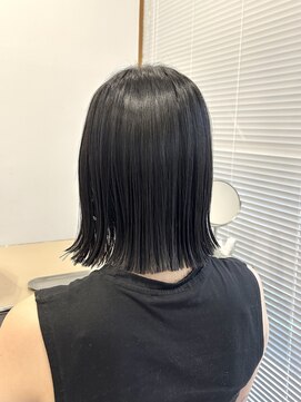 ネオリーブウリ 二子玉川店(Neolive uri) カールセミディシアーカラーレイヤーカット《二子玉川》