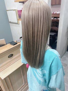 イルウィ(irwi) 【ブリーチカラー】ホワイトブロンドカラー　ハイトンカラー