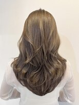 ムード(MOOD,)&nbsp;着物ヘア/大人ガーリー/ダークアッシュ/似合わせカット/銀座駅