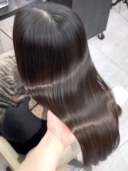スケール(=SCALE)の写真/他店で縮毛矯正で失敗したお客様を請け負える、髪質改善のスペシャリストだからこそできる施術をご提供。