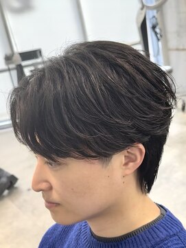 オーバル ジングウマエ(OVARL jingumae) フェザーショートパーマセンターパート