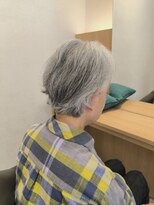 ウイ バイ ファースト 北四番丁店(u'i by first)&nbsp;上品なシルエットが魅力の大人ショートスタイル