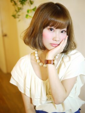 リコモ(Likkle More) エメラルドグレージュボブ