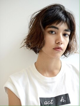 グルグル 下総中山店(GULGUL) 黒髪 小顔ハイライト×無造作ボブ 下総中山