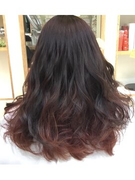 アウラニヘアーリゾート(AULANI Hair Resort) 冬にぴったりラズベリーインナーカラー☆[日野/日野駅/豊田]