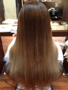 カルフール 草加本店(Carrefour) ヘアカラー/ヘアカット/トリートメント/ヘアケア/毛先カット