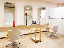 ヘアーサロン アクシア axia