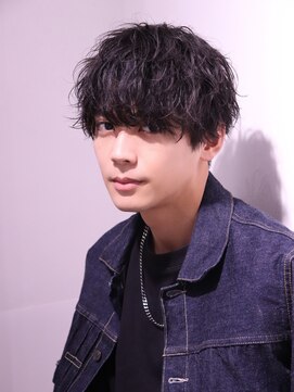 ネイビー(NAVY) 無造作女子ウケヘア 波打ちパーマッシュ