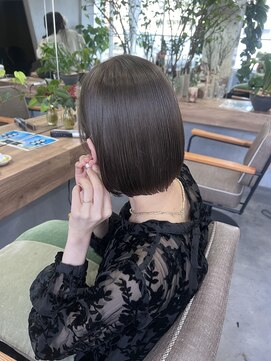 ティティ(TiTi) ブリーチなし！透明感グレージュカラー[TiTi_福田りの]