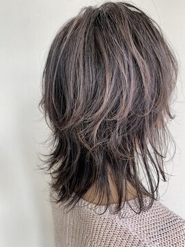 チフガーデンバイアール(Chif garden by R) 白髪活かし×レイヤーウルフ