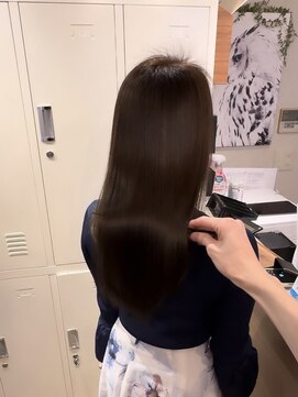 アリアバイエクラート 新宿南口店(ARiA by ECLART) 艶髪スタイル◎髪質改善トリートメント[縮毛矯正]