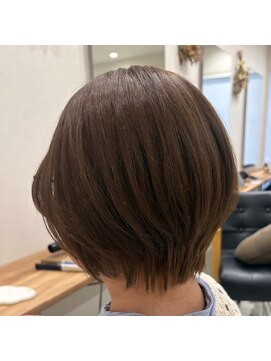 イロ(iro) ブラウンベージュ