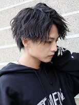 エイド 渋谷(aid)&nbsp;黒髪ツイストスパイラルパーマ縦落ちセンターパートウルフ