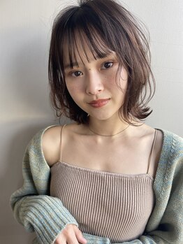 ブラウヘアアンドケア(care)の写真/顔周りのカットで印象が変わる！前髪や顔周りのデザインにこだわり、あなただけの美しいシルエットに。