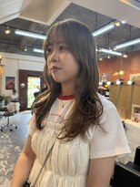 チャプター 問屋町(chapter)&nbsp;透明感ケアカラーオリーブベージュ顔まわりレイヤーカット韓国