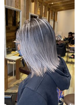 ラグーン(LAGOON) バレイヤージュグレージュハイライトダブルカラーケアブリーチ