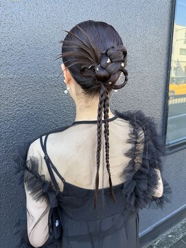 イズミ(izumi) ヘアアレンジ