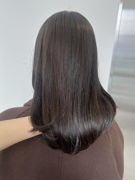 ソピ バイ インビテーション(sopi by invitation) グレージュ　くすみカラー　透明感カラー