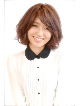 ビュート ヘアー ジョージ(Beaut Hair GEORGE) 30代からのひし形フォルム耳かけボブ