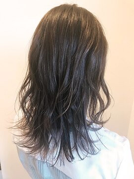 フープヘアー(HOOP.HAIR) 柔らかい抜け感 ラベンダーアッシュカラー