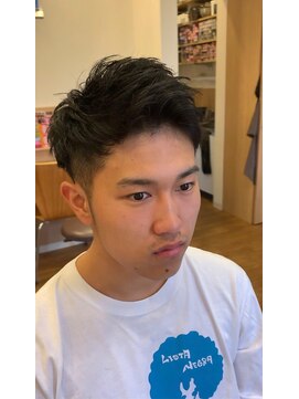 ヒカ ヘアーデザイン(Hika hair design) アップバング
