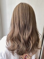 アン(Hair make un)&nbsp;ミルクティーベージュ