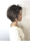 前髪無し耳かけショート【フォギーベージュ】