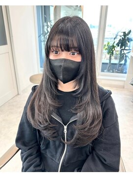 レミエ ダイカンヤマ(lemiie) ワンカールで可愛いレイヤーカット☆顔まわりシャギーカット黒髪