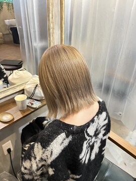 ルフレ 新宿本店2nd(Reflet) ホワイトベージュ/ケアブリーチ/髪質改善トリートメント