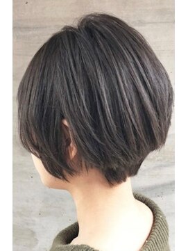 ユキオ ダル(Yukio Dal) 20代30代40代小顔ハンサムショートアッシュブルーブラック