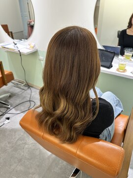 ベノワ(benoit) ベージュカラー