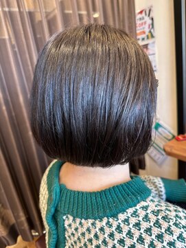 美容室ヒラトヤ 仙北店 大人可愛い30代40代50代黒髪丸みショートボブうる艶ショート